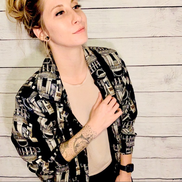 VTG Details Sportsware - Picture 1 of 4